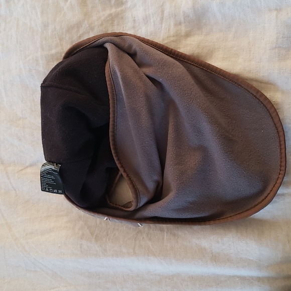 Huntworth camo hat with built-in face shield - Picture 10 of 11